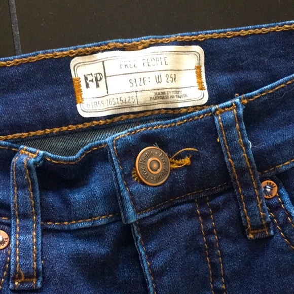 Free People busted knee skinny jeans - Picture 3 of 8